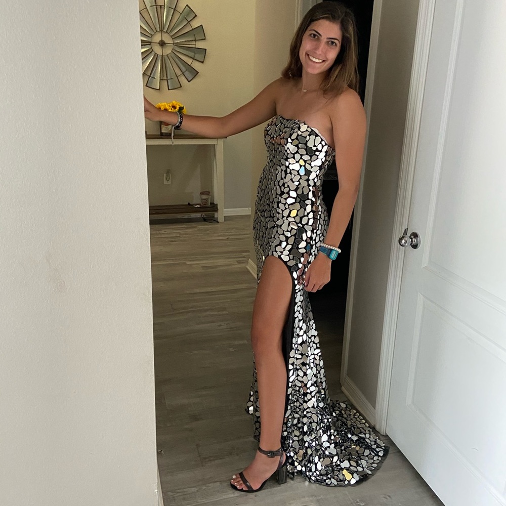 Sophia Thomas shattered mirror prom dress worn once size 4